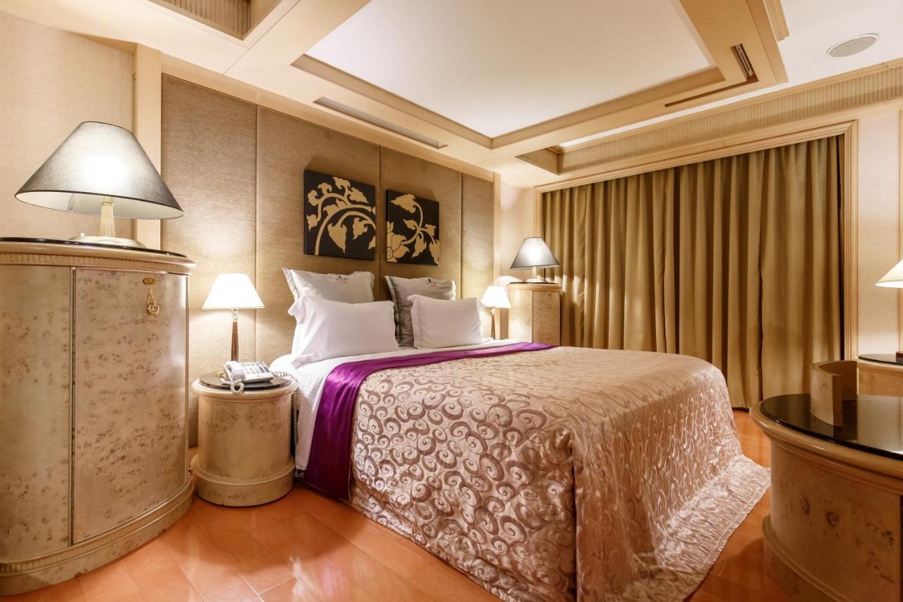 Love Tree Motel Тайпей Екстериор снимка